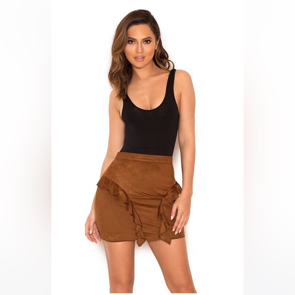 House of CB Suedette ‘Laila’ Frilled Mini Skirt in Brown Chestnut | SZ L NWT